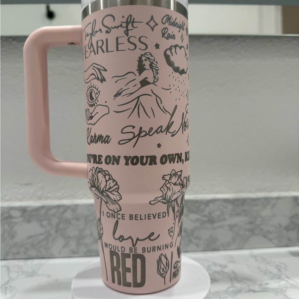 30 oz Stanley - light pink - engraved Taylor Design